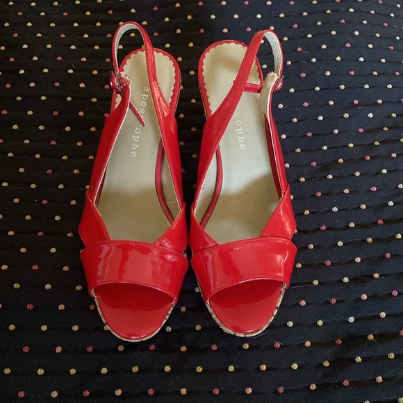 Barely worn Apostrophe cork and patent leather spring/summer wedge Size 6 - Picture 6 of 7